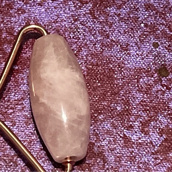 Rose Quartz Face Roller - Picture 3 of 5